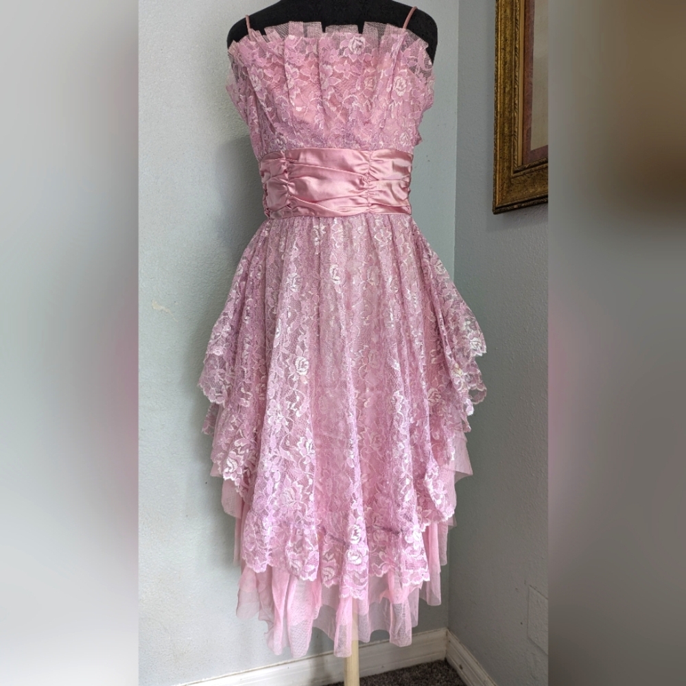 70's New Leaf By Samira Assymetric Pink Lace Dress